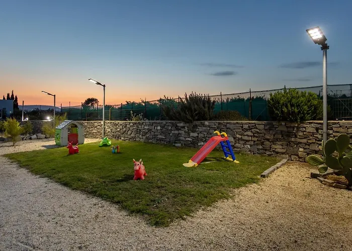 Vila Bluebell Sunset